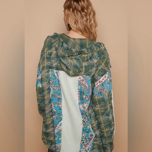 LAST ONE ! POL Plaid Button-Down Hoodie with Multi-Color Patchwork - Picture 5 of 7